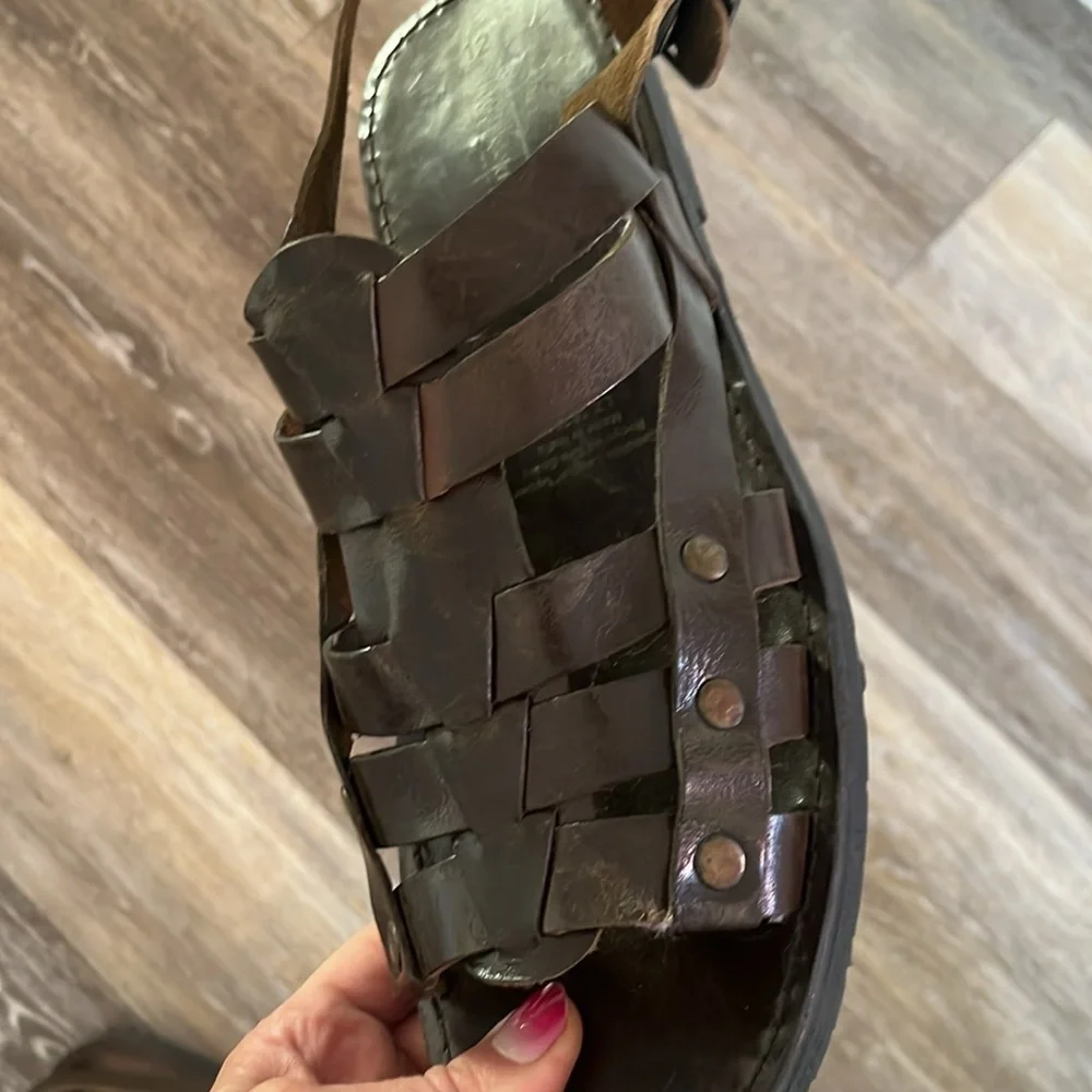 Wreck-Kreations leather grommets buckled soles made of tires size 12 sandals